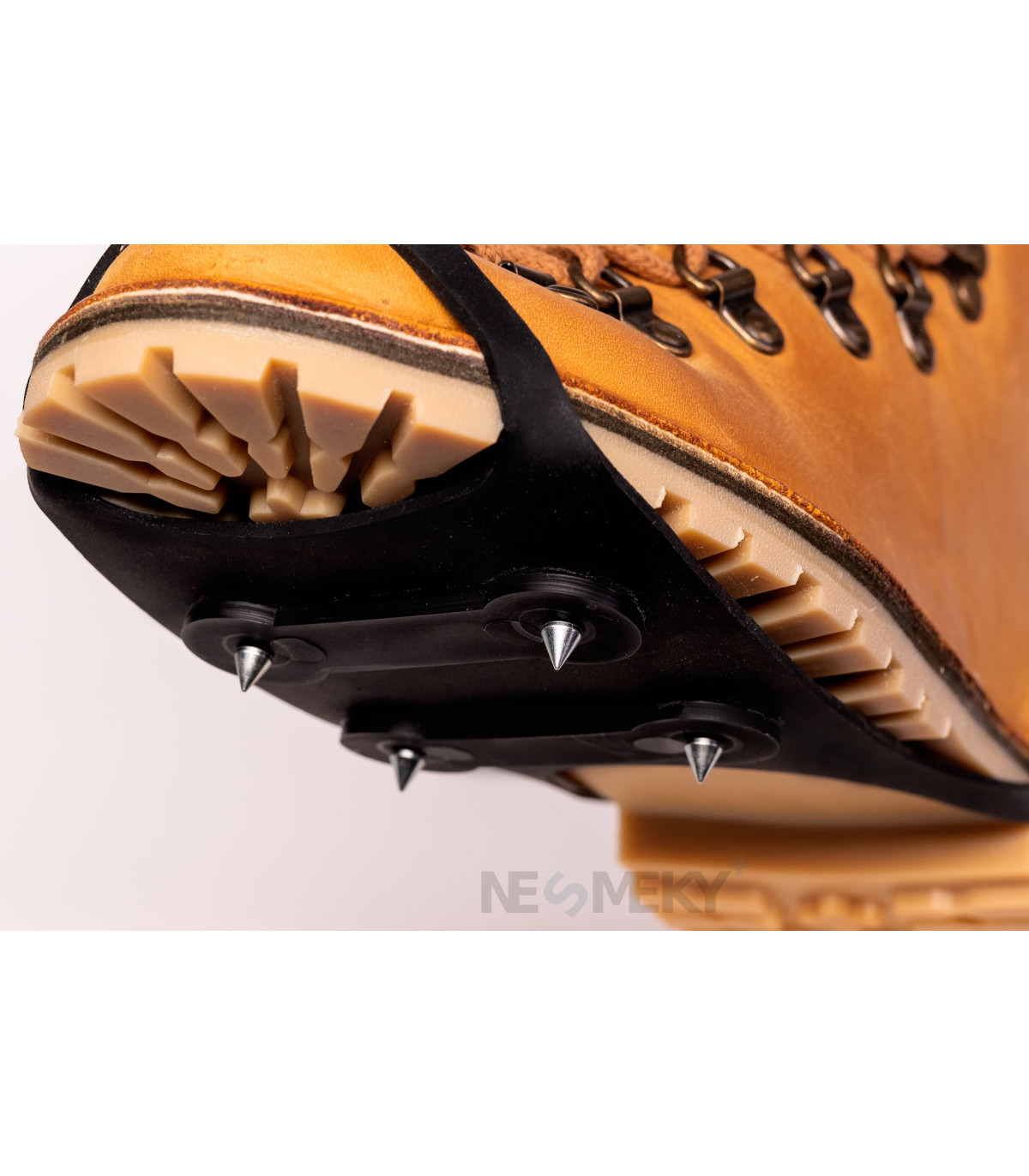 NESMEKY - pomůcka na boty pro pány | dárek pro dědečka