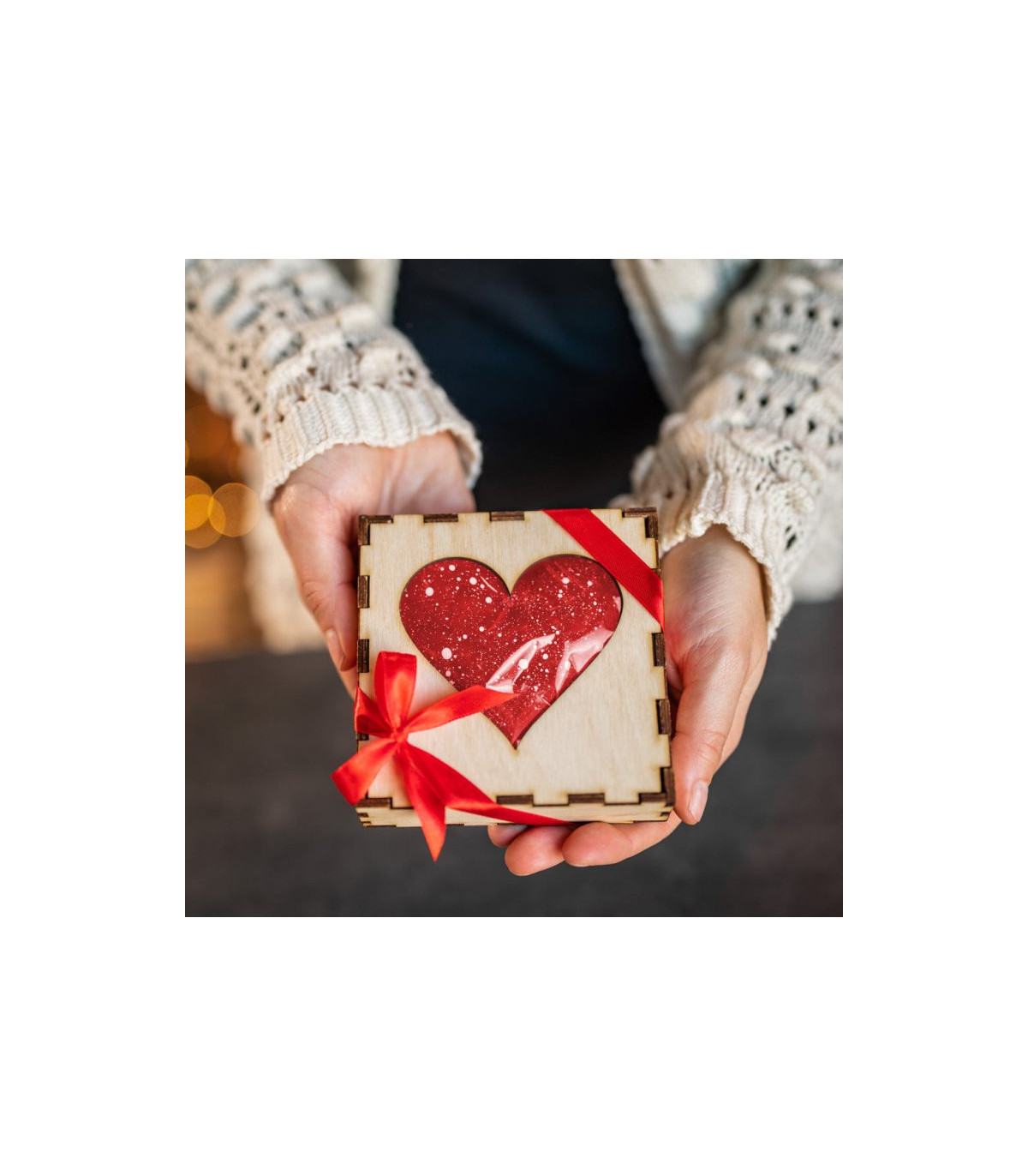 Červené čokoládové srdce v krabičce