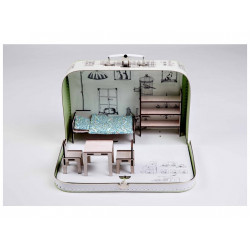 Kufríkový domček – Za zrkadlom
